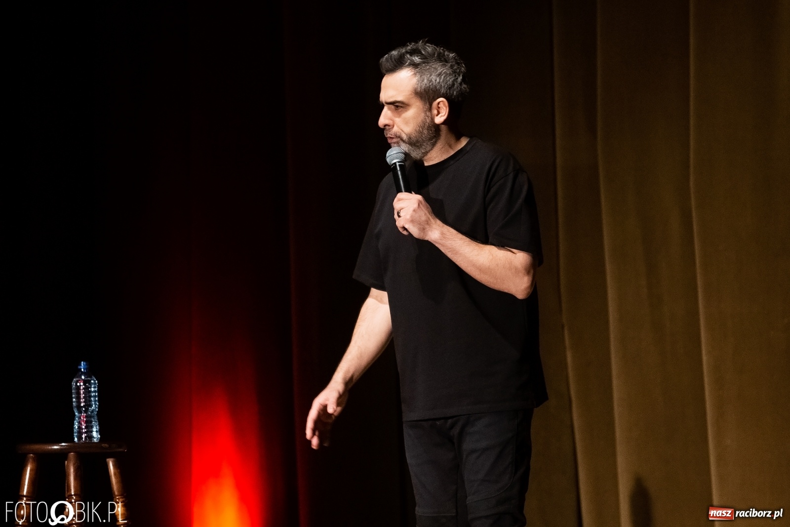 Zdjęcie w galerii na portalu naszraciborz.pl: Stand-uper Abelard Giza wystąpił w RCK wiadomości z regionu