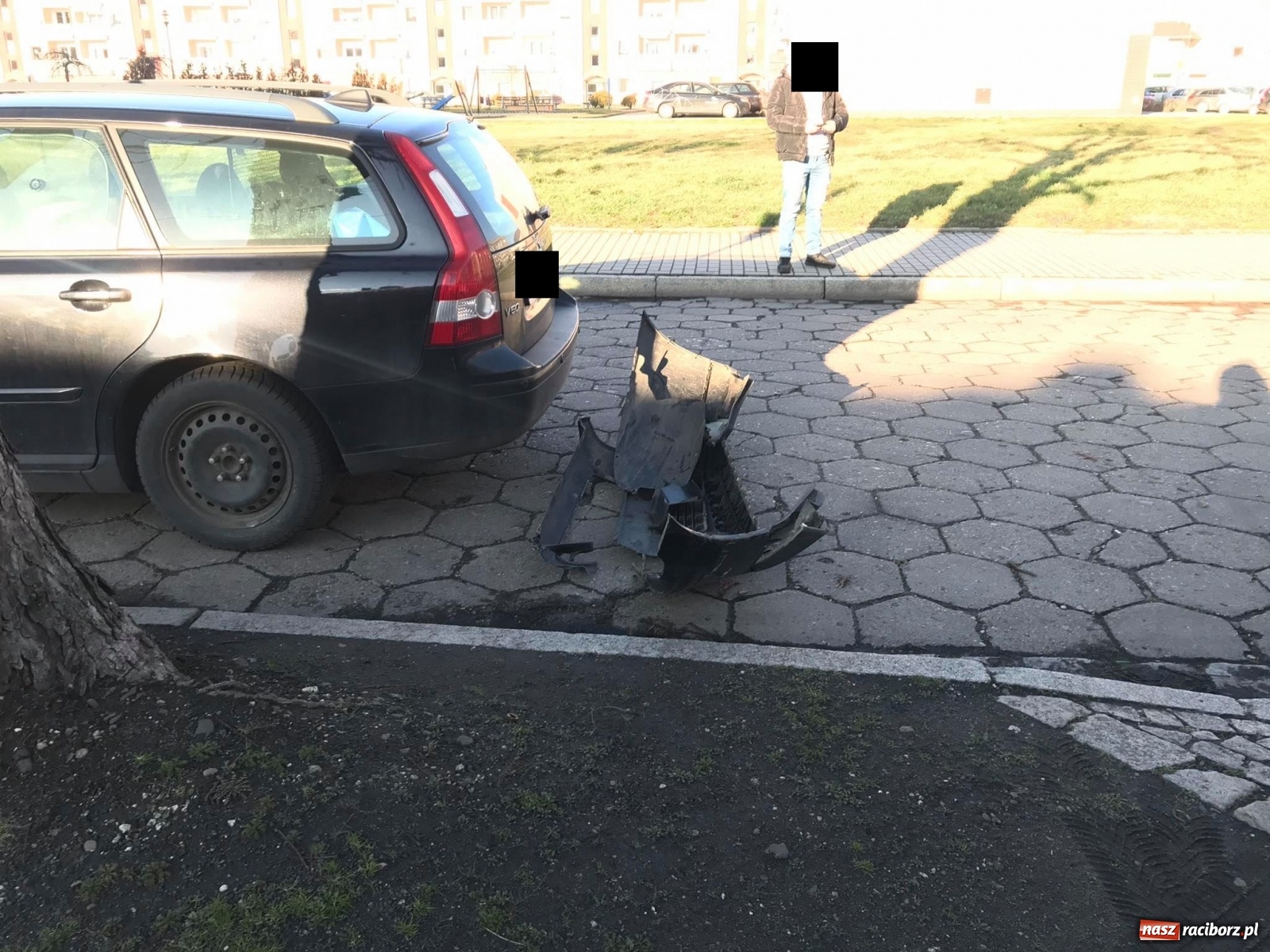 Zdjęcie w galerii na portalu naszraciborz.pl: Raport 998. BMW i volvo zderzyły się przy Opawskiej [FOTO] wiadomości z regionu