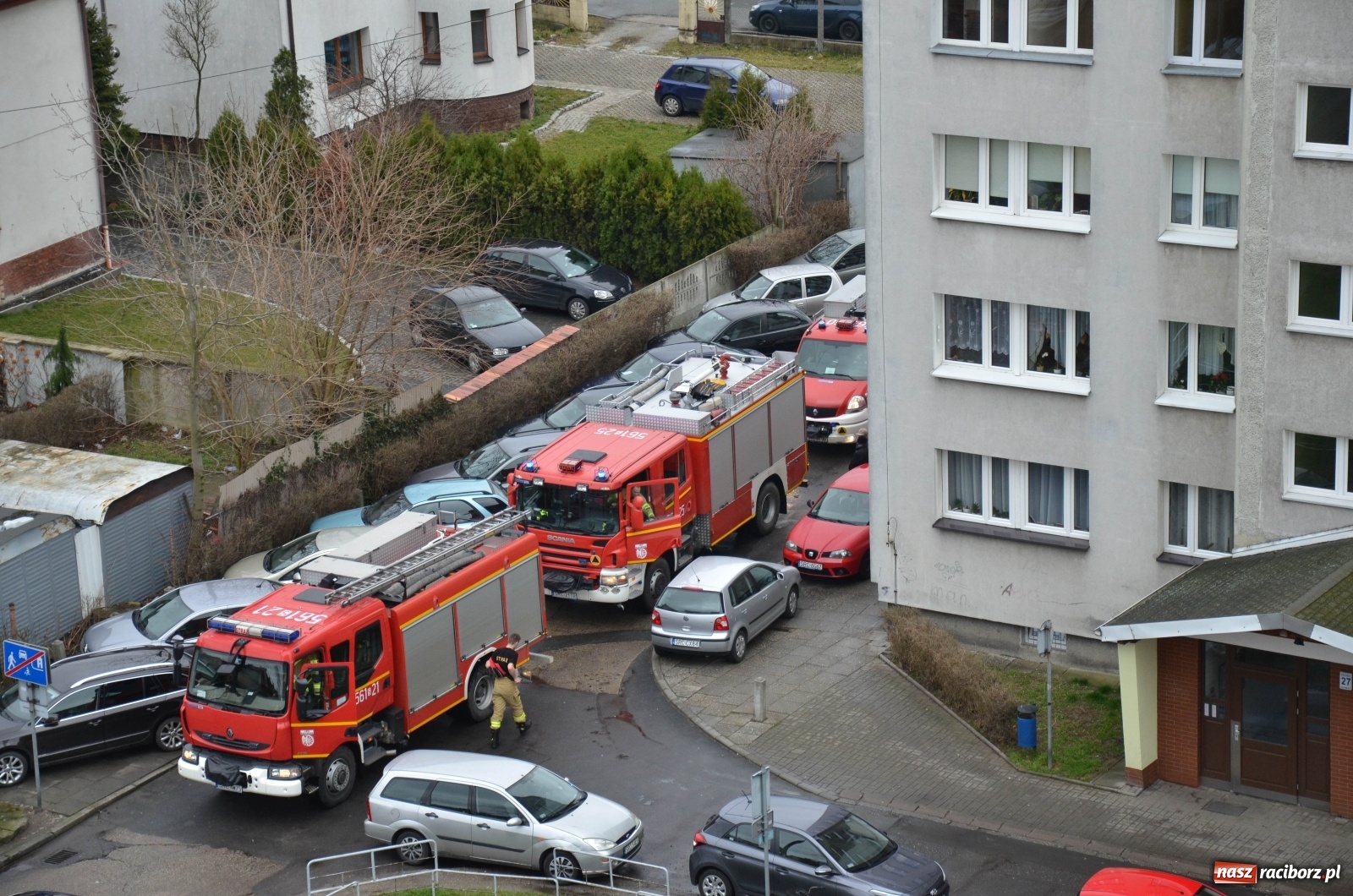 Zdjęcie w galerii na portalu naszraciborz.pl: Raport 998. Akcja strażaków na Katowickiej [FOTO] wiadomości z regionu