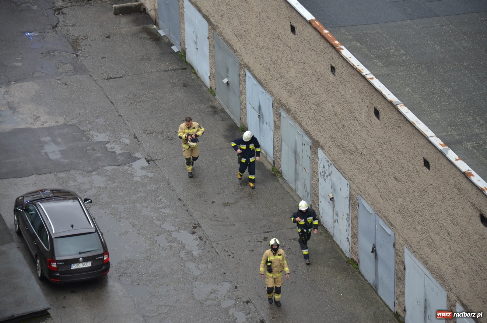Zdjęcie w galerii na portalu naszraciborz.pl: Raport 998. Akcja strażaków na Katowickiej [FOTO] wiadomości z regionu