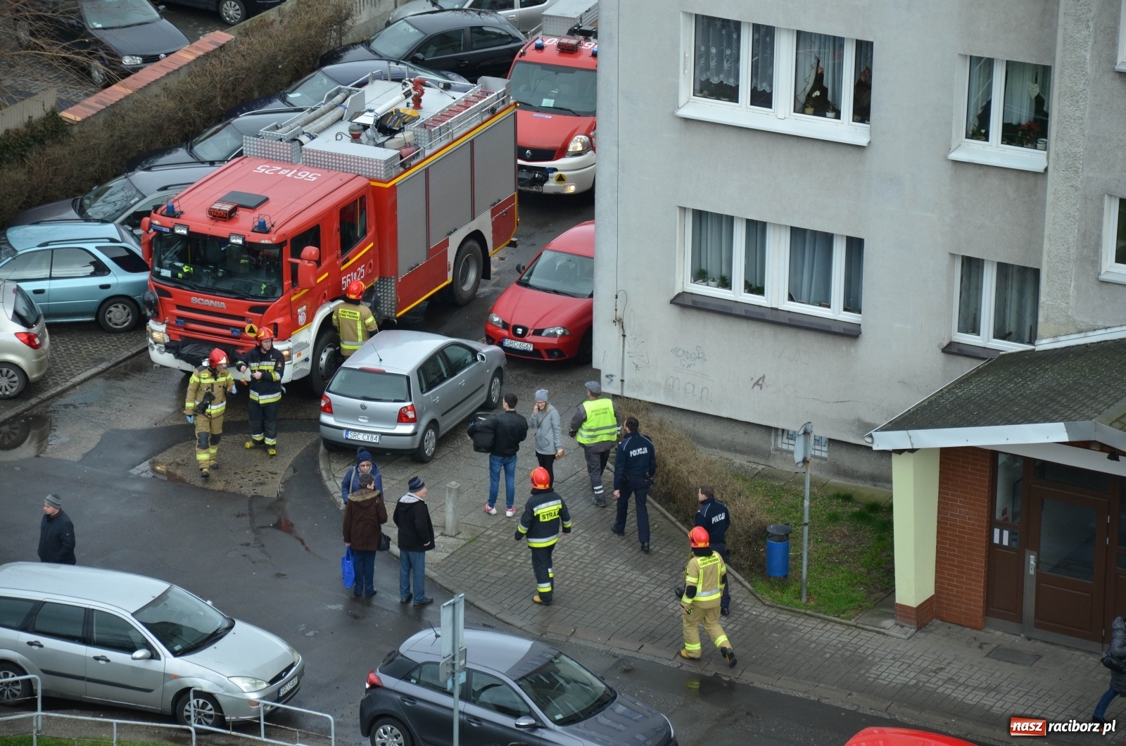 Zdjęcie w galerii na portalu naszraciborz.pl: Raport 998. Akcja strażaków na Katowickiej [FOTO] wiadomości z regionu