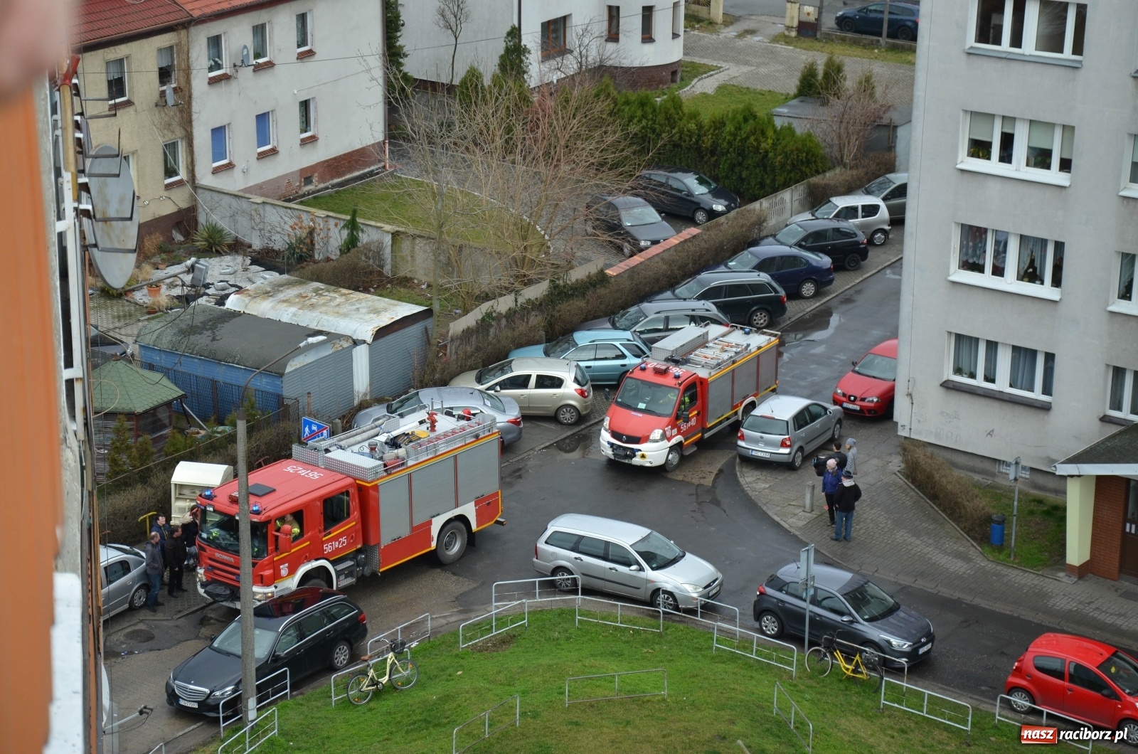 Zdjęcie w galerii na portalu naszraciborz.pl: Raport 998. Akcja strażaków na Katowickiej [FOTO] wiadomości z regionu