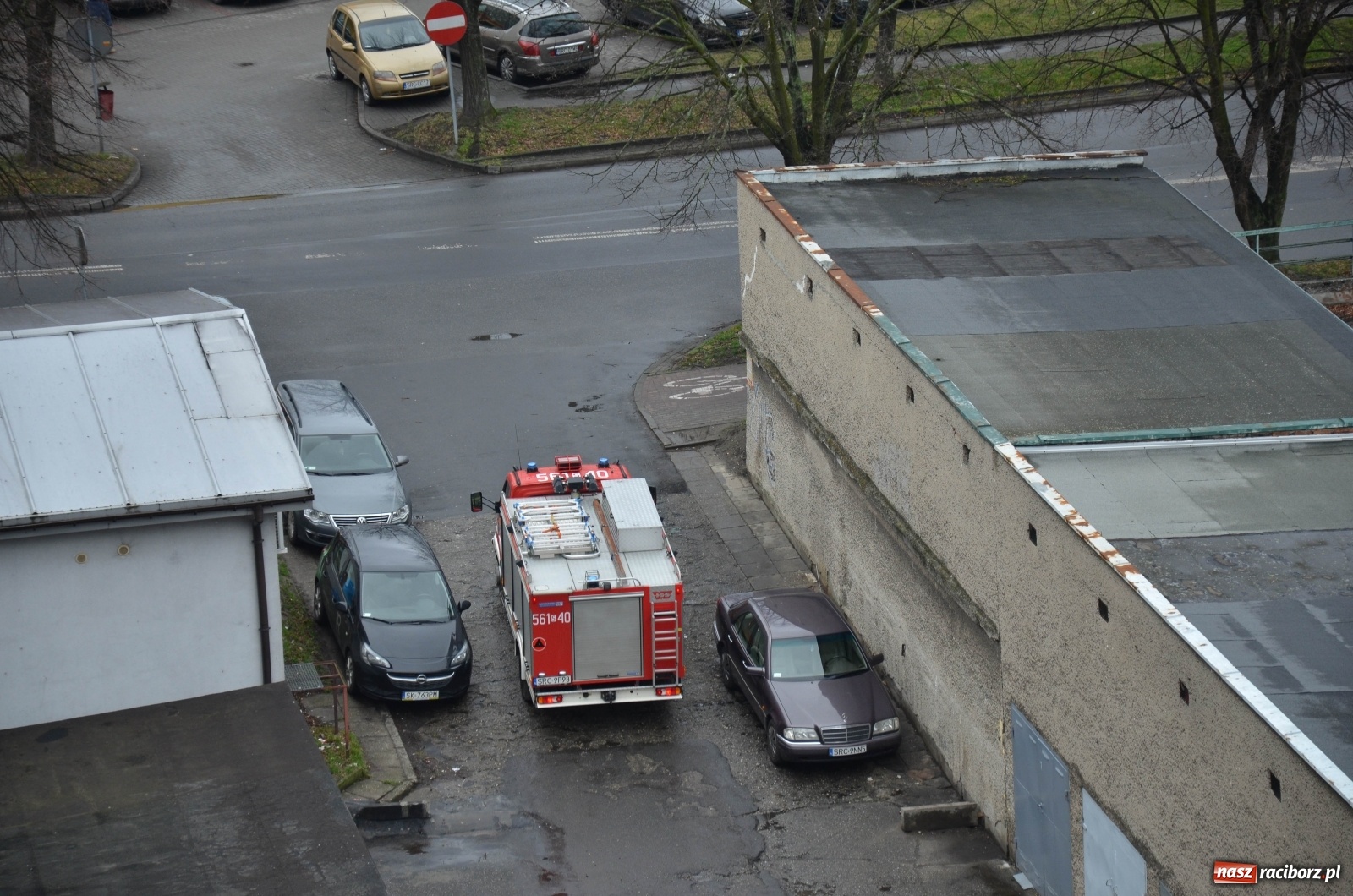 Zdjęcie w galerii na portalu naszraciborz.pl: Raport 998. Akcja strażaków na Katowickiej [FOTO] wiadomości z regionu