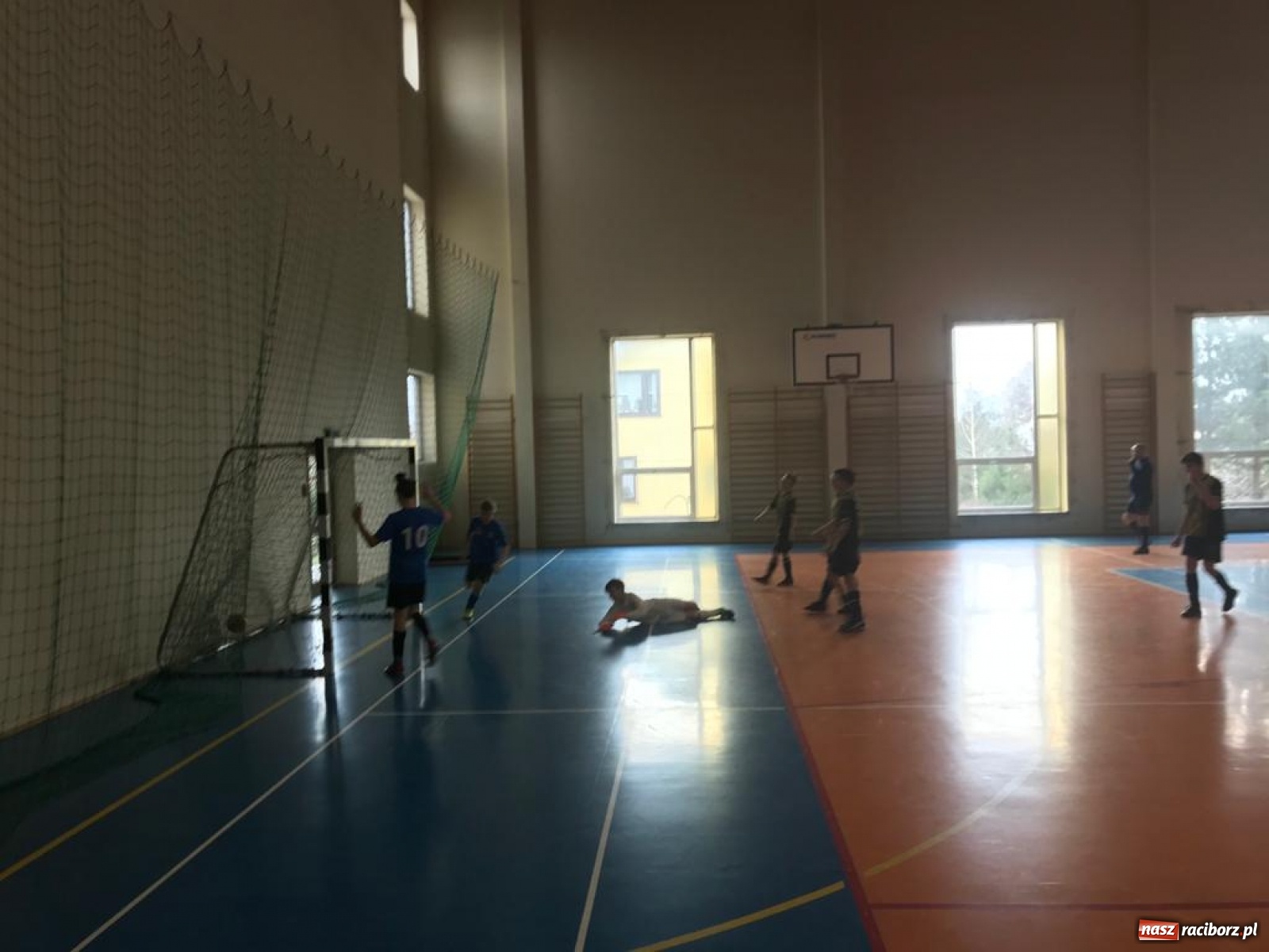 Zdjęcie w galerii na portalu naszraciborz.pl: Triumf młodzików Unii na turnieju w Świerklanach wiadomości z regionu