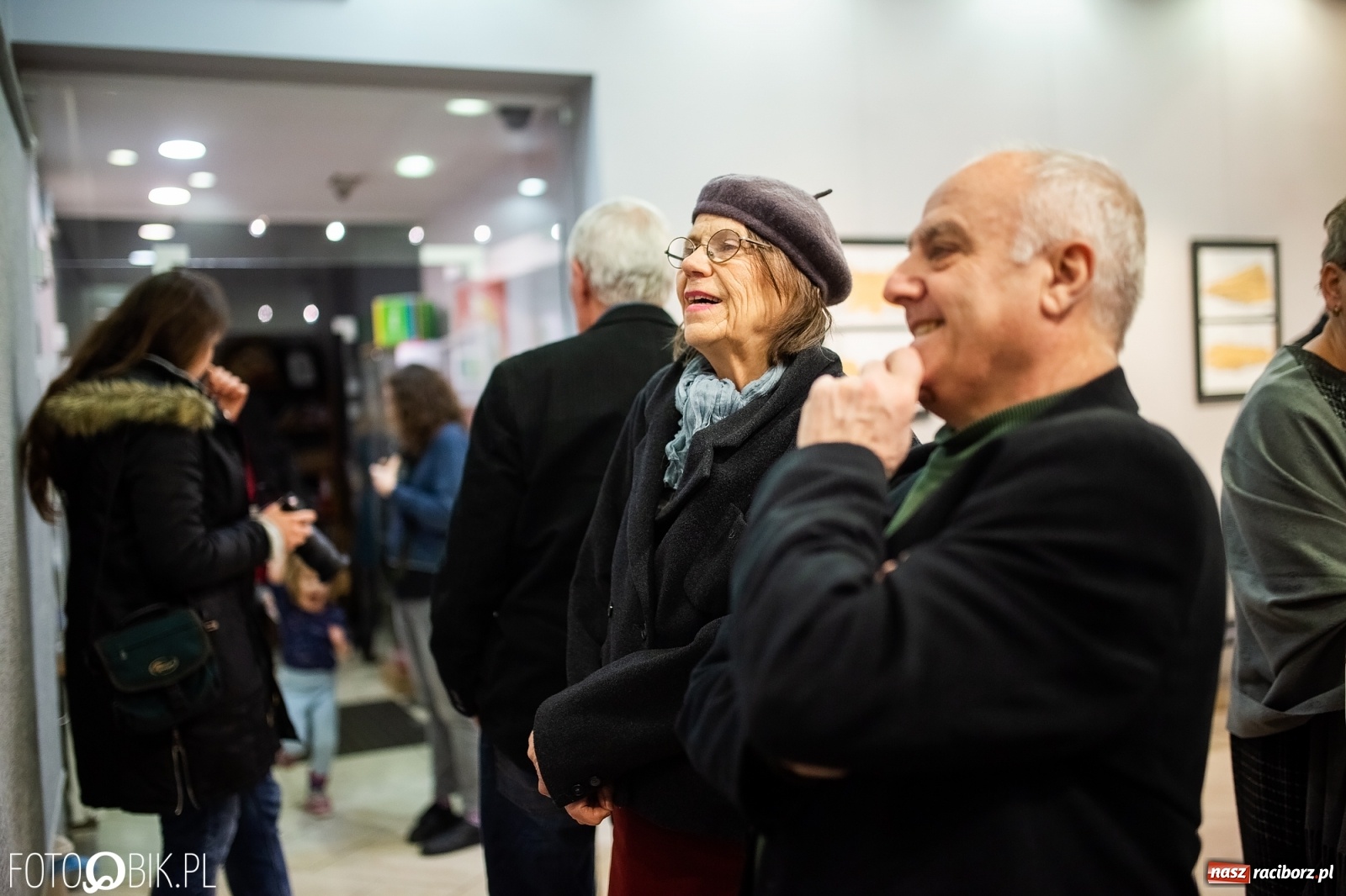 Zdjęcie w galerii na portalu naszraciborz.pl: Julia Anna Maluje Racibórz w Galerii OBOK wiadomości z regionu