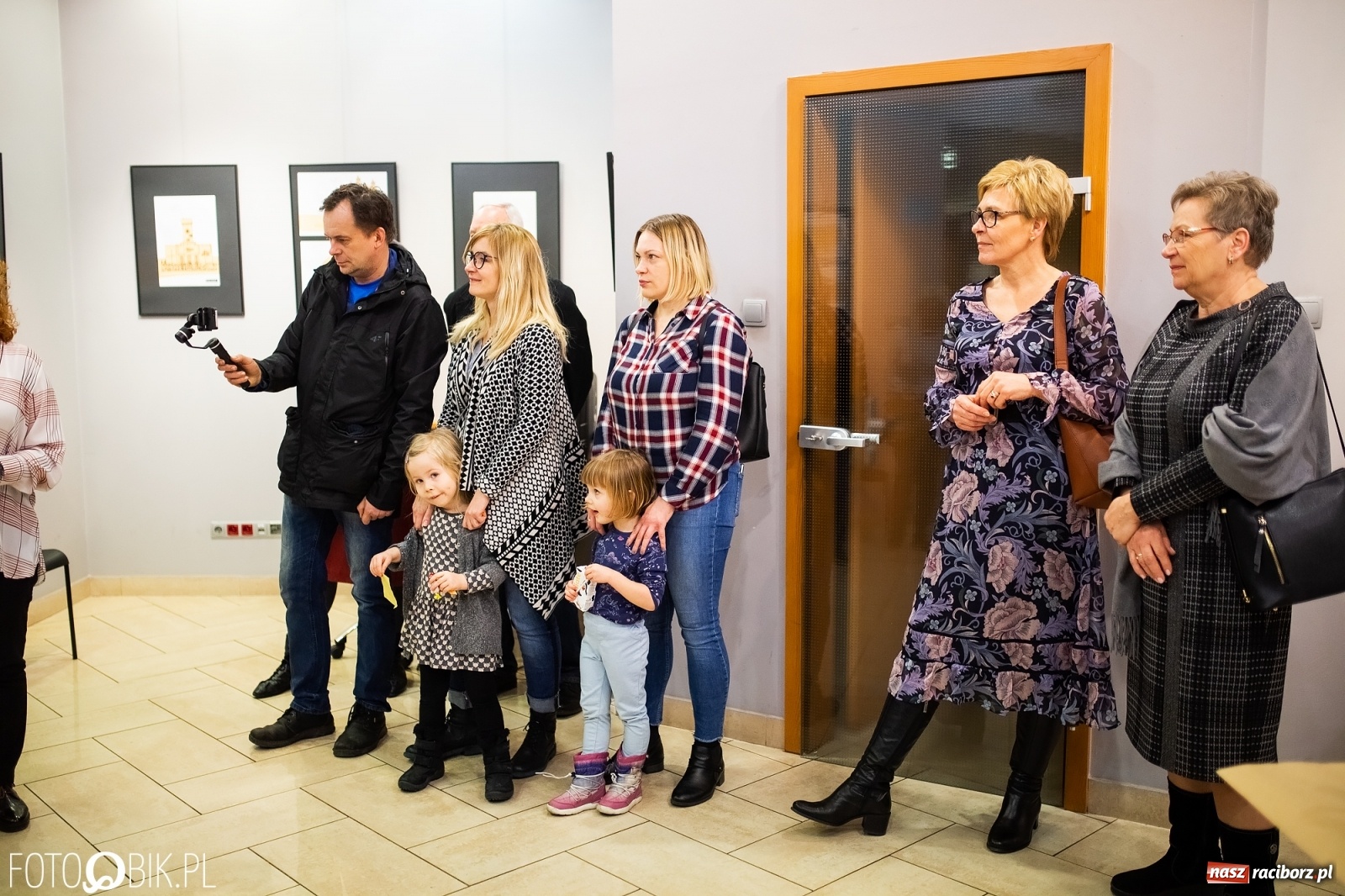 Zdjęcie w galerii na portalu naszraciborz.pl: Julia Anna Maluje Racibórz w Galerii OBOK wiadomości z regionu