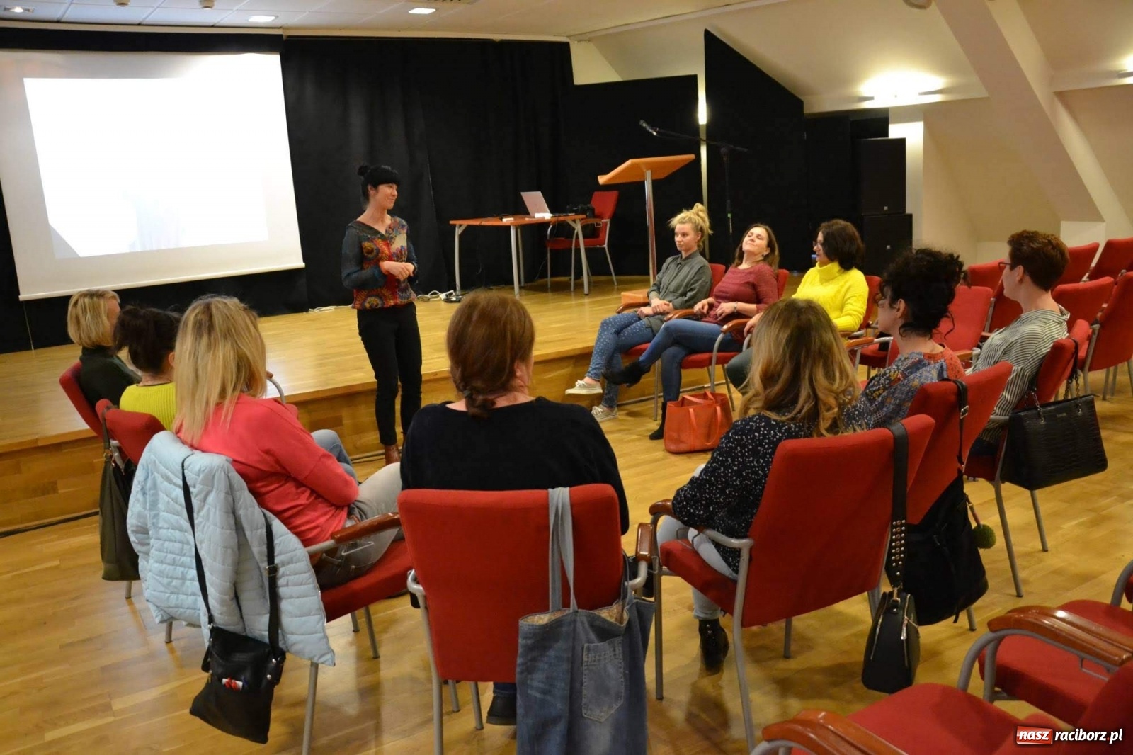 Zdjęcie w galerii na portalu naszraciborz.pl: Warsztat z Patrycją Chomiczewską na zamku  wiadomości z regionu