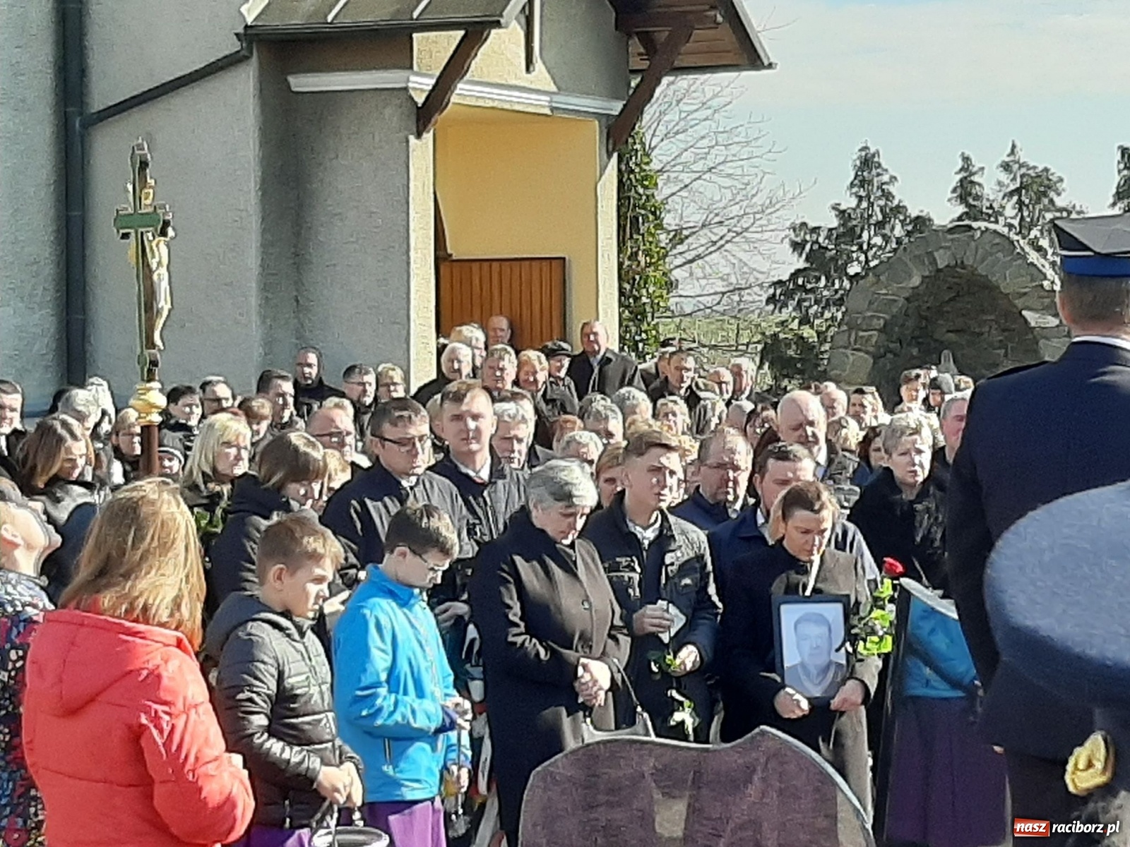 Zdjęcie w galerii na portalu naszraciborz.pl: Ostatnie pożegnanie śp. Bertolda Fichny [FOTO i WIDEO] wiadomości z regionu