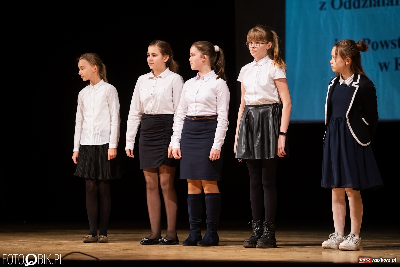 Zdjęcie w galerii na portalu naszraciborz.pl: Stypendia dla najlepszych uczniów raciborskich szkół rozdane wiadomości z regionu