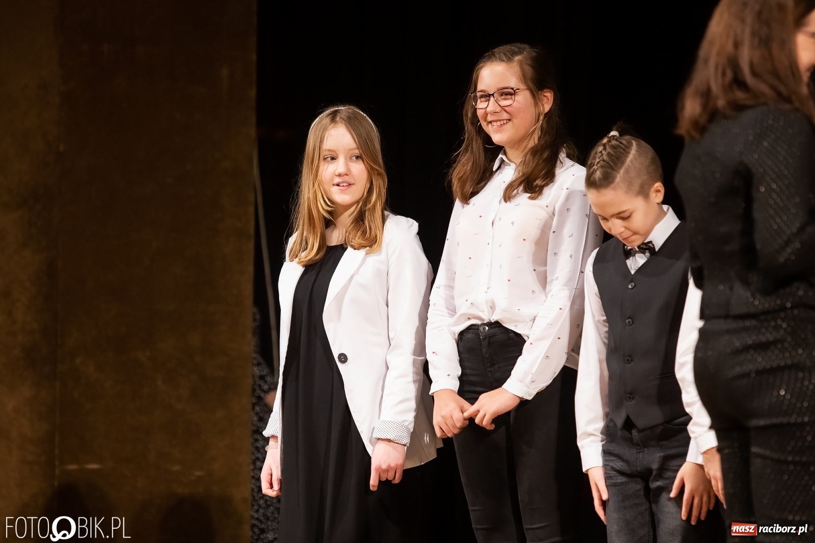 Zdjęcie w galerii na portalu naszraciborz.pl: Stypendia dla najlepszych uczniów raciborskich szkół rozdane wiadomości z regionu