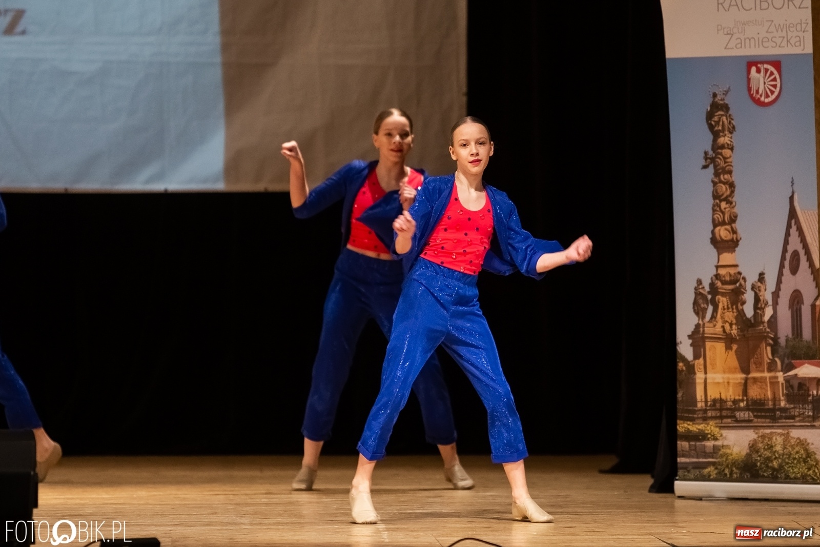 Zdjęcie w galerii na portalu naszraciborz.pl: Stypendia dla najlepszych uczniów raciborskich szkół rozdane wiadomości z regionu