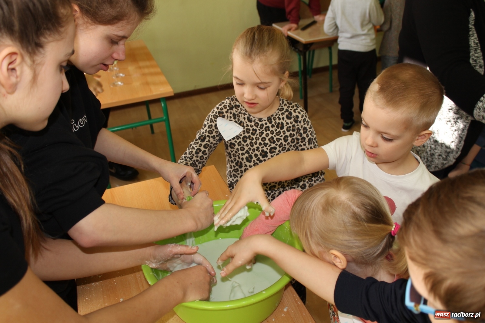 Zdjęcie w galerii na portalu naszraciborz.pl: Z wizytą u Franka, czyli Dzień Otwarty w ZSP nr 3  wiadomości z regionu