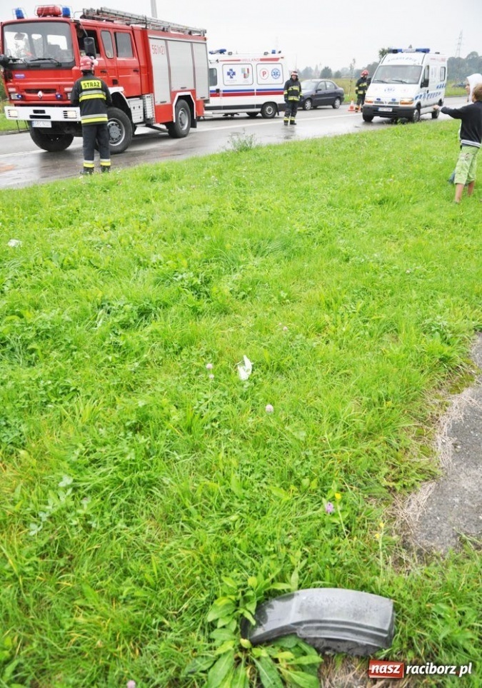 Zdjęcie w galerii na portalu naszraciborz.pl: Kraksa na Piaskowej, znów przy zakręcie wiadomości z regionu