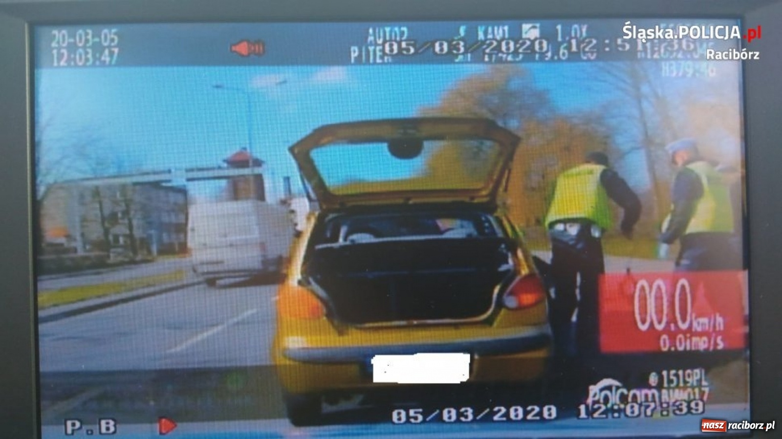 Zdjęcie w galerii na portalu naszraciborz.pl: Nietypowa interwencja policji na Odrostradzie  wiadomości z regionu