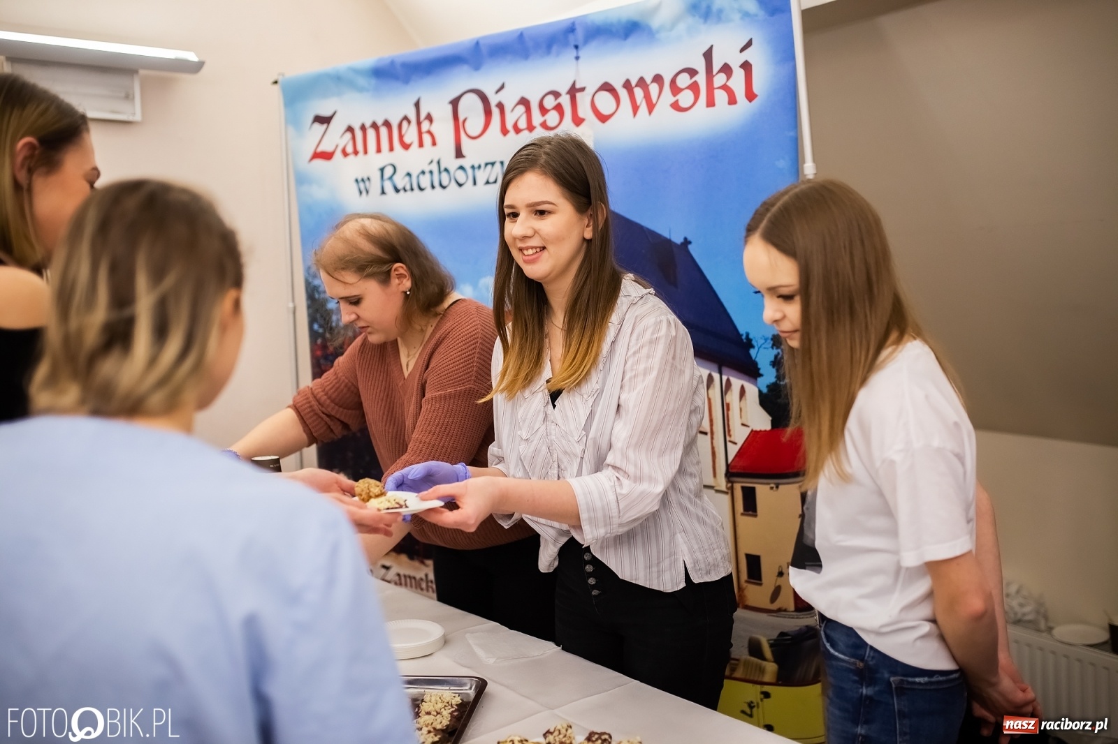 Zdjęcie w galerii na portalu naszraciborz.pl: IV Raciborskie Dni Urody. Zamek pełen gości wiadomości z regionu