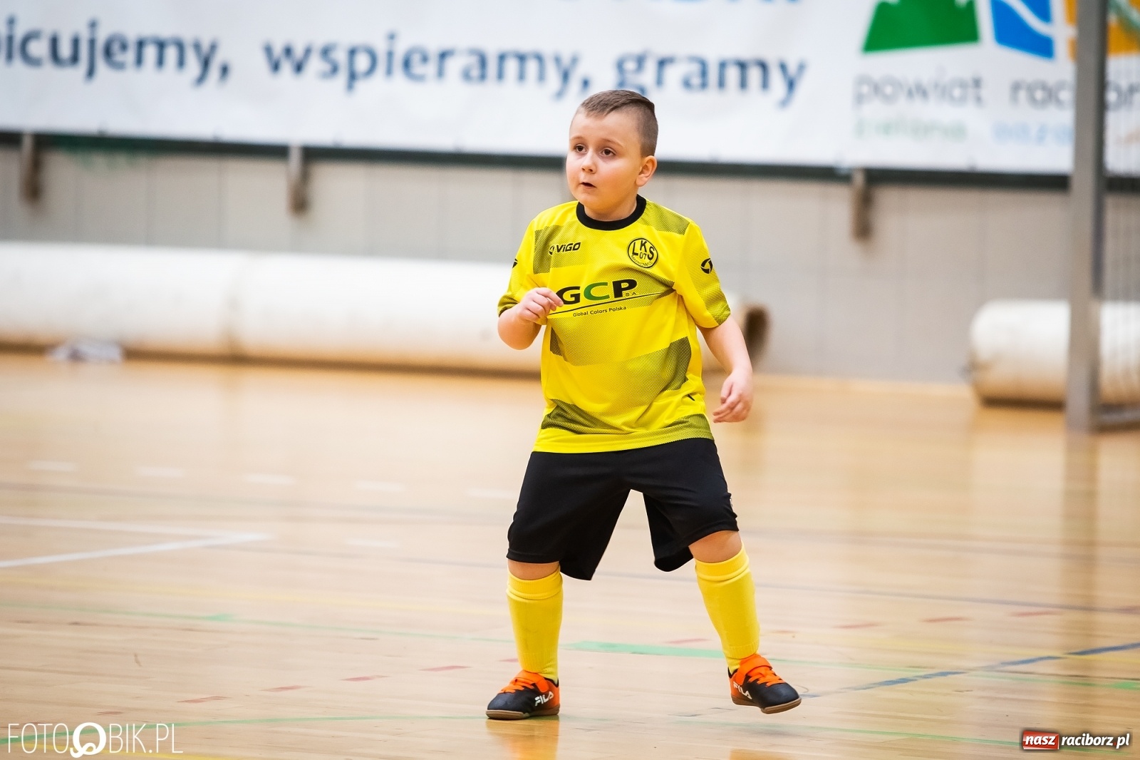 Zdjęcie w galerii na portalu naszraciborz.pl: Młodzi adepci futbolu rywalizowali w Arenie Rafako [FOTO] wiadomości z regionu