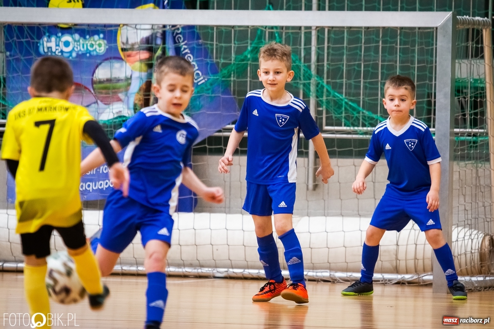 Zdjęcie w galerii na portalu naszraciborz.pl: Młodzi adepci futbolu rywalizowali w Arenie Rafako [FOTO] wiadomości z regionu