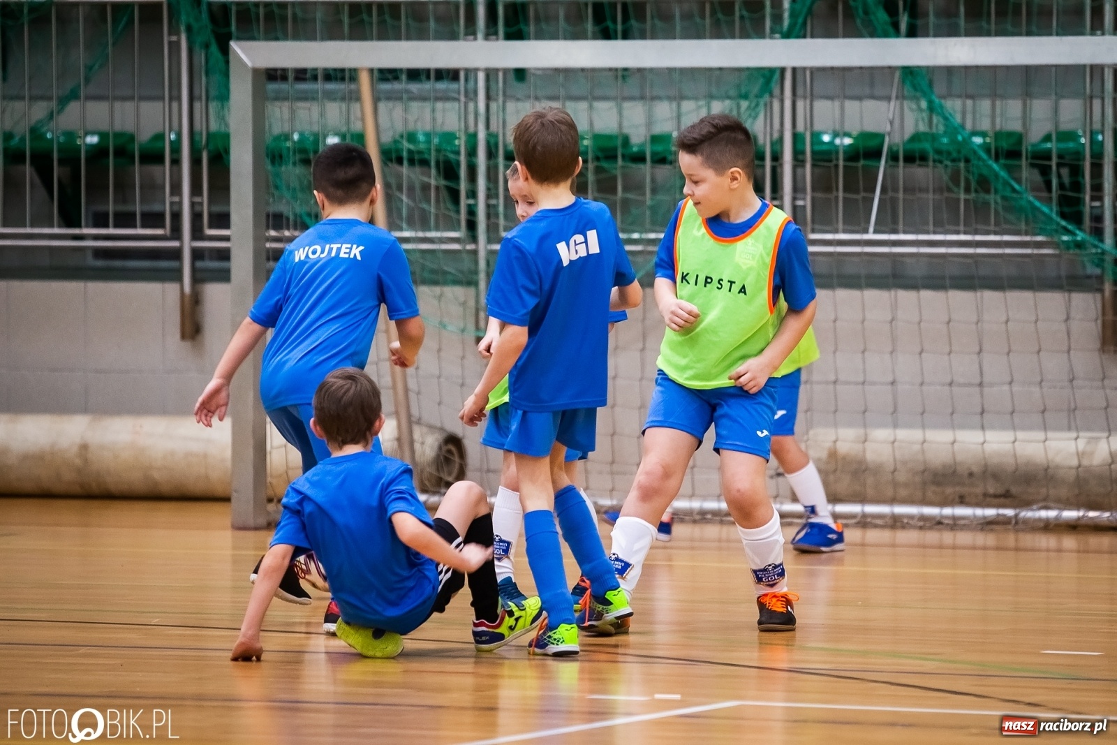 Zdjęcie w galerii na portalu naszraciborz.pl: Młodzi adepci futbolu rywalizowali w Arenie Rafako [FOTO] wiadomości z regionu