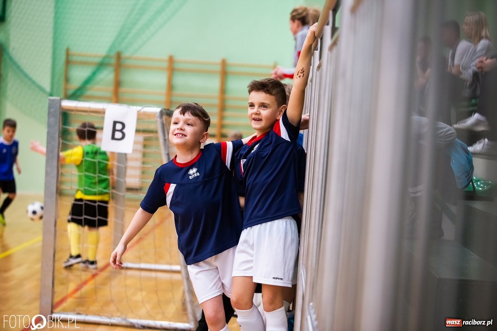 Zdjęcie w galerii na portalu naszraciborz.pl: Młodzi adepci futbolu rywalizowali w Arenie Rafako [FOTO] wiadomości z regionu