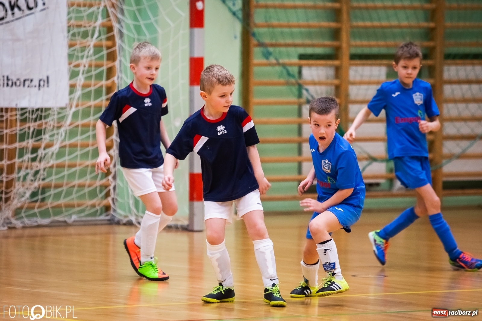 Zdjęcie w galerii na portalu naszraciborz.pl: Młodzi adepci futbolu rywalizowali w Arenie Rafako [FOTO] wiadomości z regionu