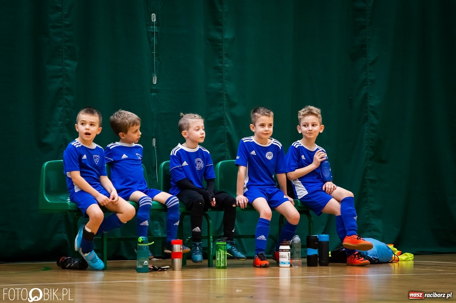 Zdjęcie w galerii na portalu naszraciborz.pl: Młodzi adepci futbolu rywalizowali w Arenie Rafako [FOTO] wiadomości z regionu