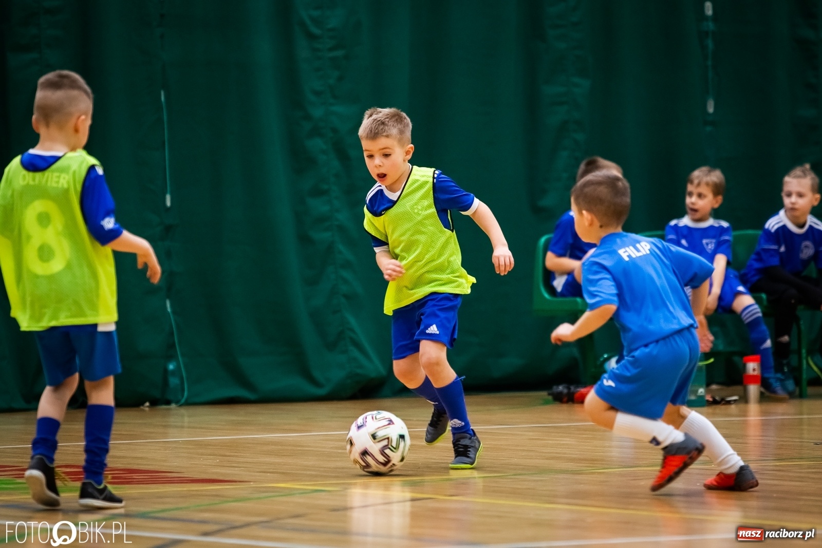 Zdjęcie w galerii na portalu naszraciborz.pl: Młodzi adepci futbolu rywalizowali w Arenie Rafako [FOTO] wiadomości z regionu