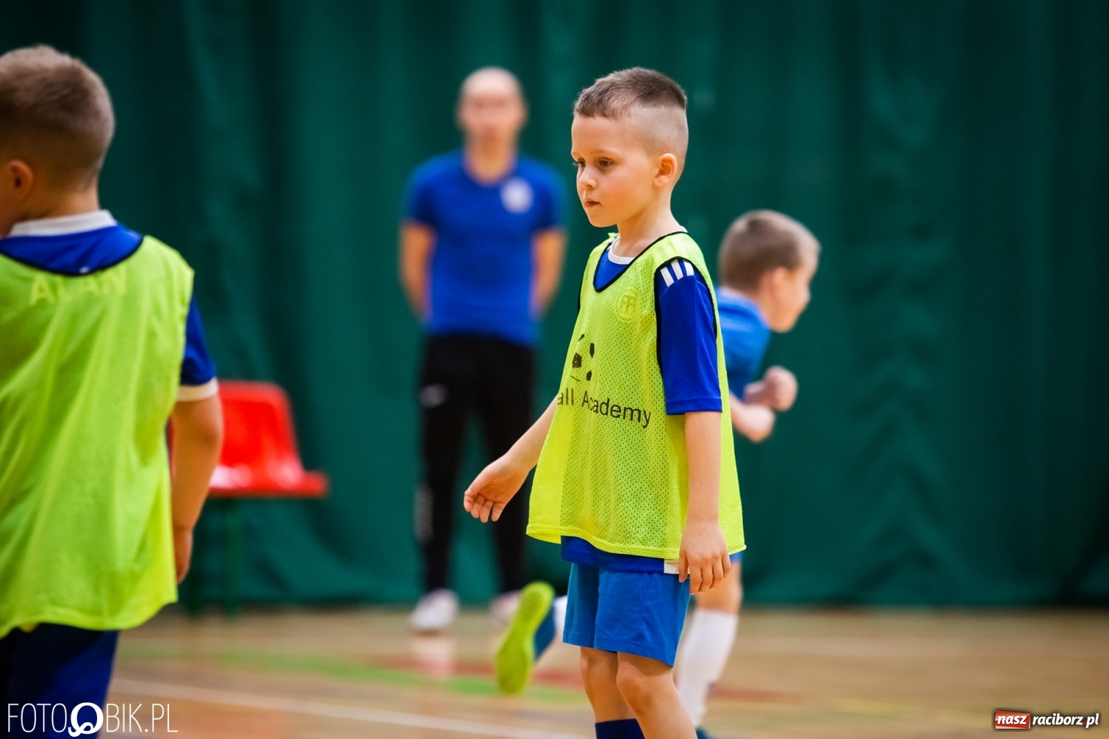 Zdjęcie w galerii na portalu naszraciborz.pl: Młodzi adepci futbolu rywalizowali w Arenie Rafako [FOTO] wiadomości z regionu