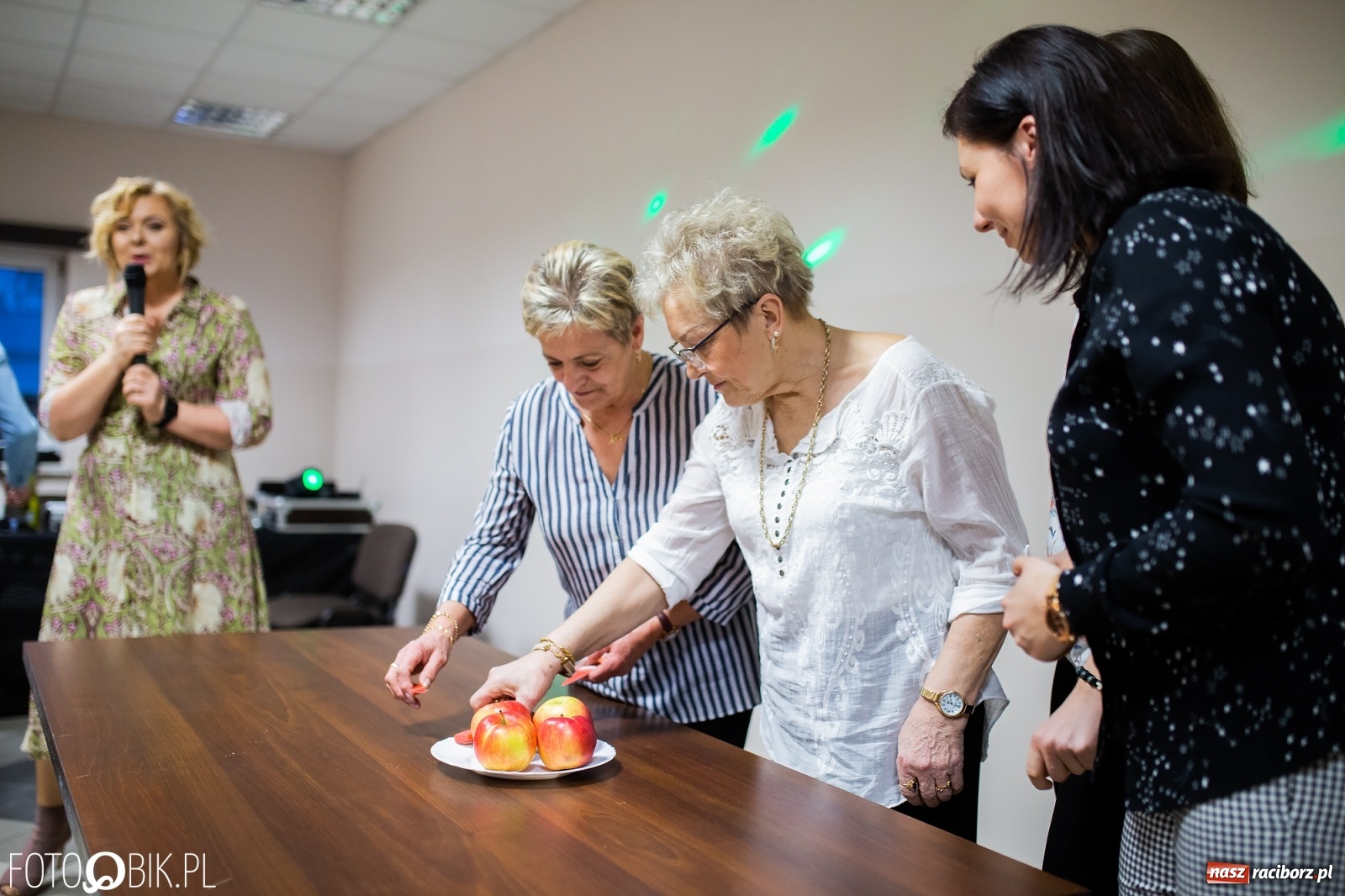 Zdjęcie w galerii na portalu naszraciborz.pl: Święto Kobiet w Pietrowicach Wielkich [FOTO] wiadomości z regionu
