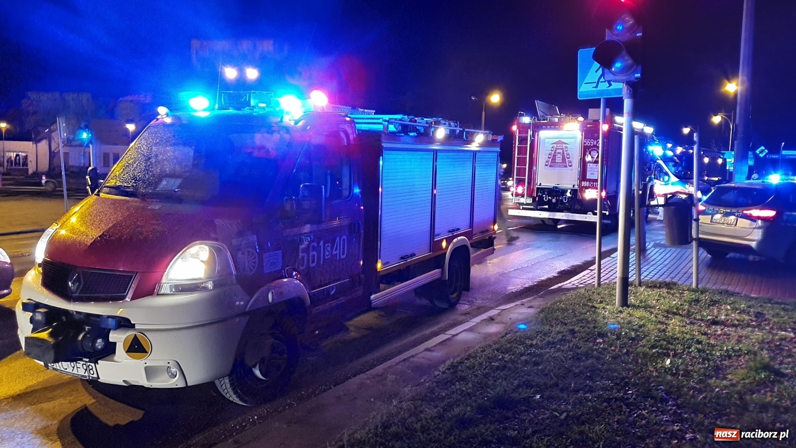 Zdjęcie w galerii na portalu naszraciborz.pl: Zderzenie forda i chevroleta przy Mechaniku  wiadomości z regionu