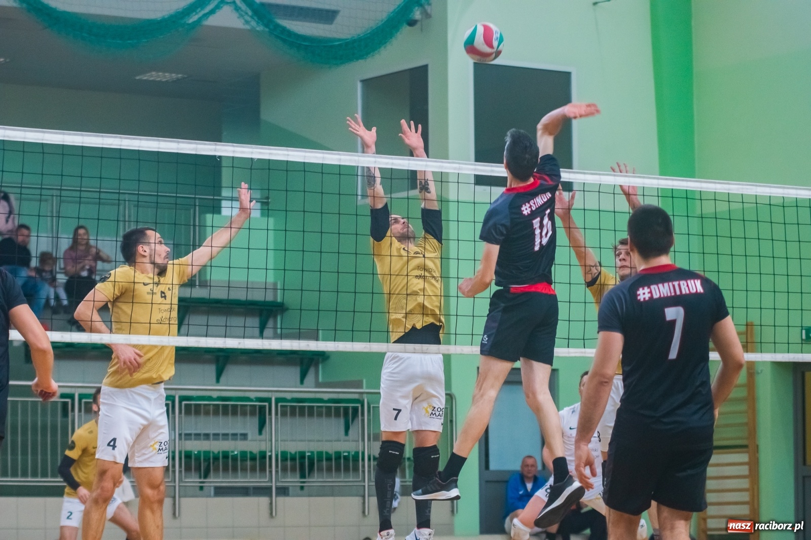 Zdjęcie w galerii na portalu naszraciborz.pl: RLPS. Trzynasta kolejka pechowa dla Leśnej Perły [FOTO i WIDEO] wiadomości z regionu