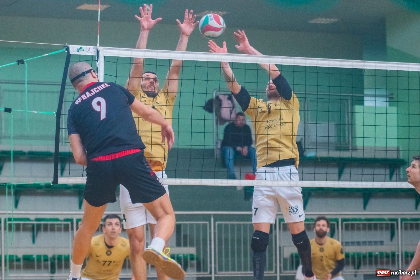 Zdjęcie w galerii na portalu naszraciborz.pl: RLPS. Trzynasta kolejka pechowa dla Leśnej Perły [FOTO i WIDEO] wiadomości z regionu