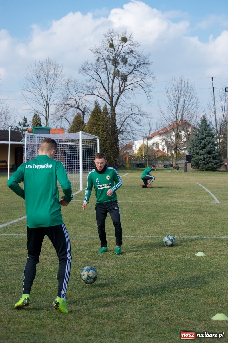 Zdjęcie w galerii na portalu naszraciborz.pl: Sparing. LKS Tworków rozgromiony przez pierwszoligowca [FOTO] wiadomości z regionu