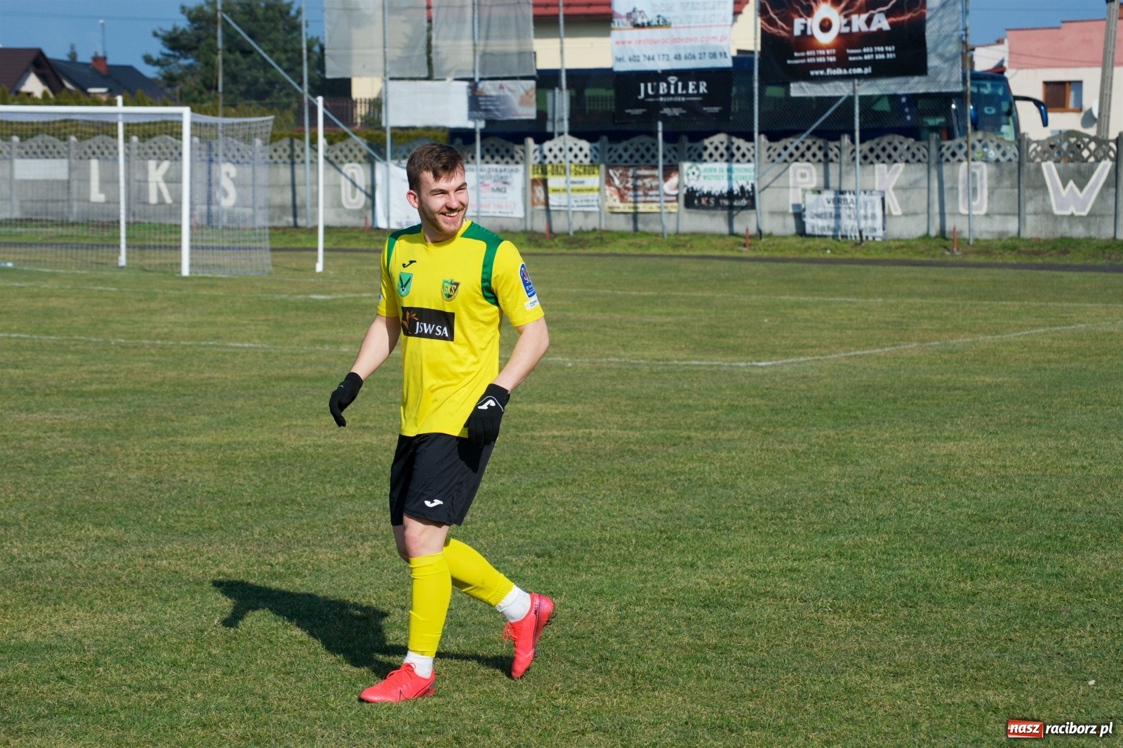 Zdjęcie w galerii na portalu naszraciborz.pl: Sparing. LKS Tworków rozgromiony przez pierwszoligowca [FOTO] wiadomości z regionu