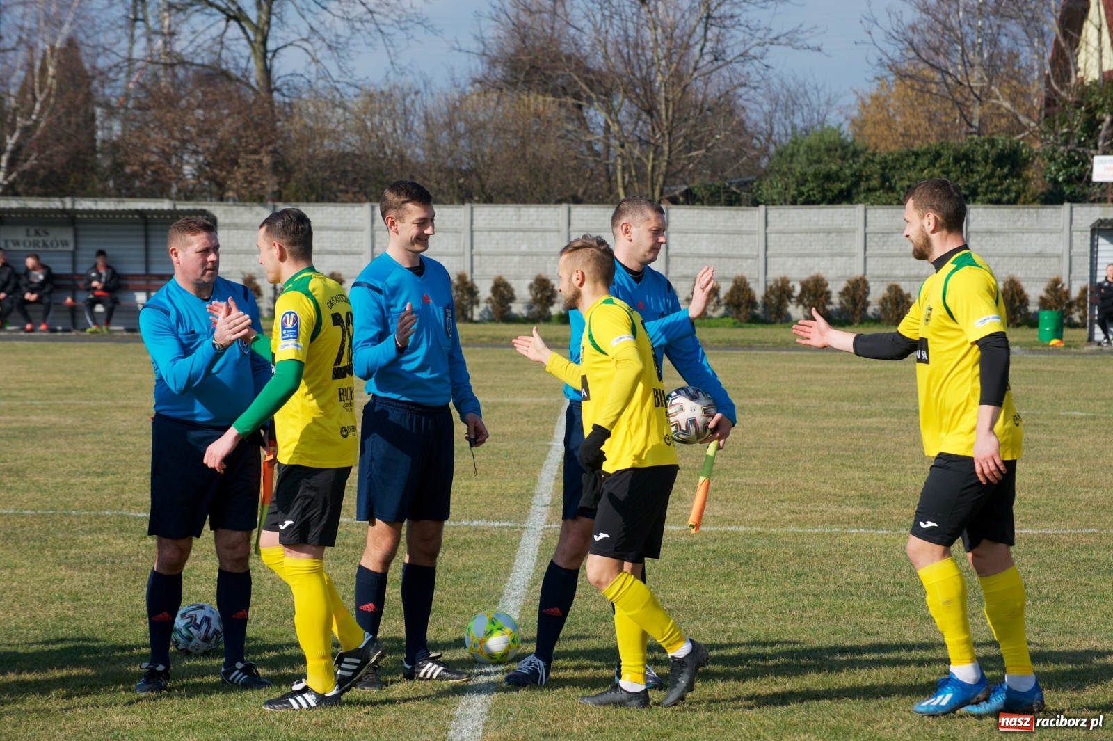 Zdjęcie w galerii na portalu naszraciborz.pl: Sparing. LKS Tworków rozgromiony przez pierwszoligowca [FOTO] wiadomości z regionu