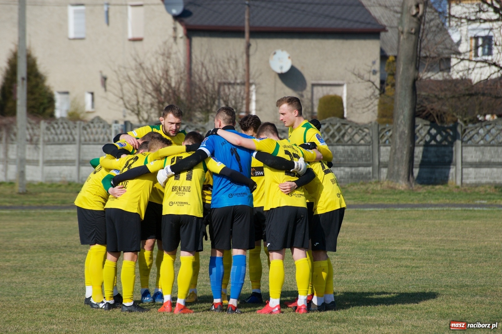 Zdjęcie w galerii na portalu naszraciborz.pl: Sparing. LKS Tworków rozgromiony przez pierwszoligowca [FOTO] wiadomości z regionu