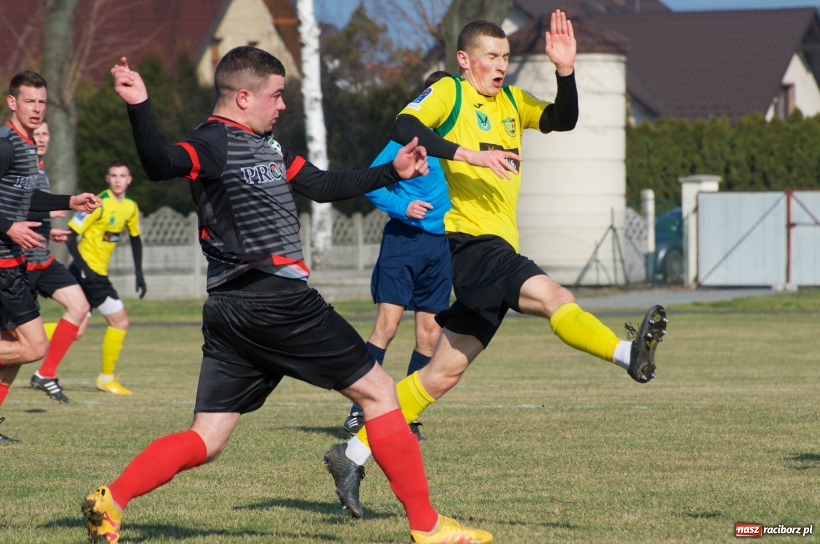 Zdjęcie w galerii na portalu naszraciborz.pl: Sparing. LKS Tworków rozgromiony przez pierwszoligowca [FOTO] wiadomości z regionu