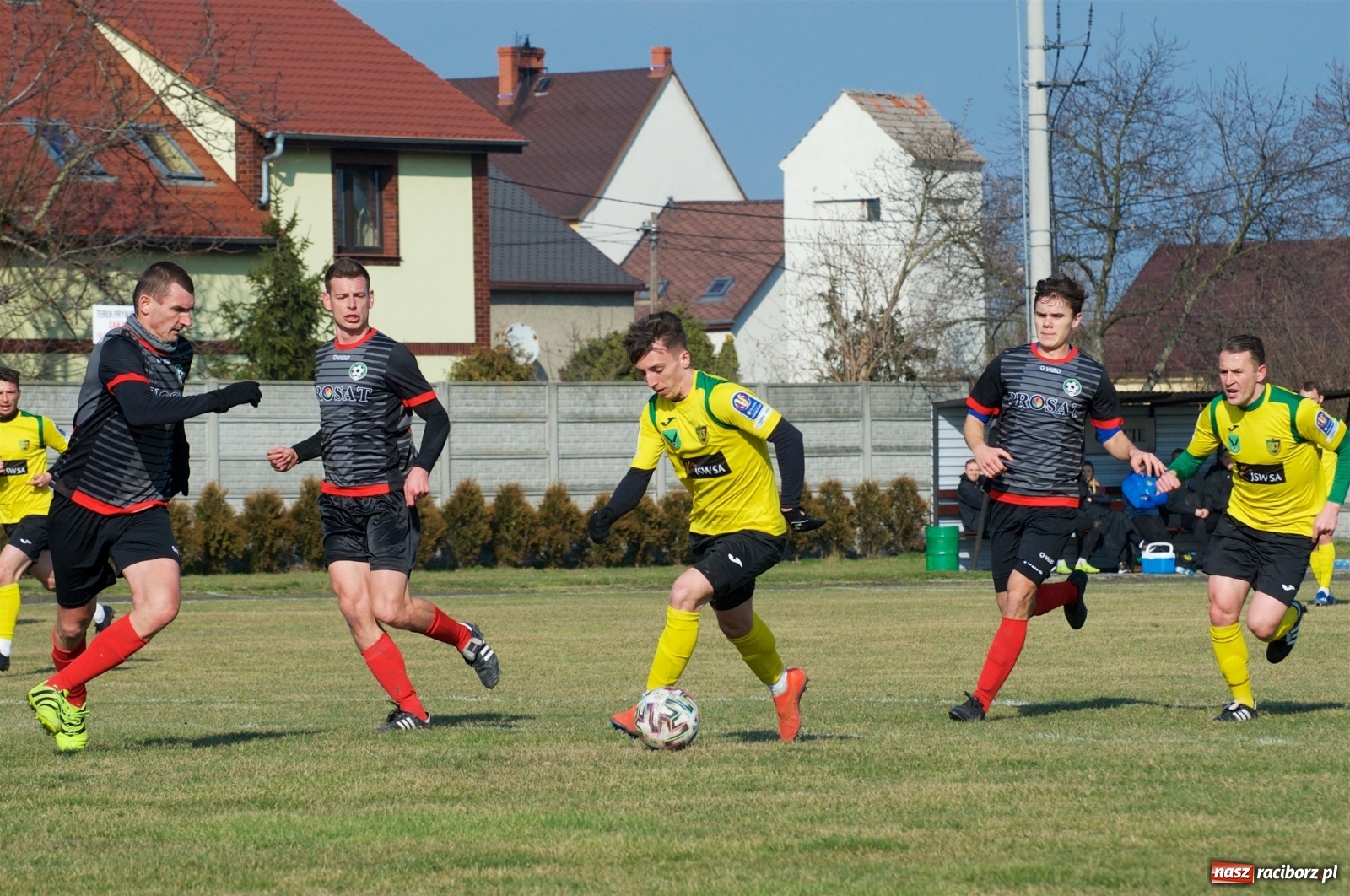 Zdjęcie w galerii na portalu naszraciborz.pl: Sparing. LKS Tworków rozgromiony przez pierwszoligowca [FOTO] wiadomości z regionu