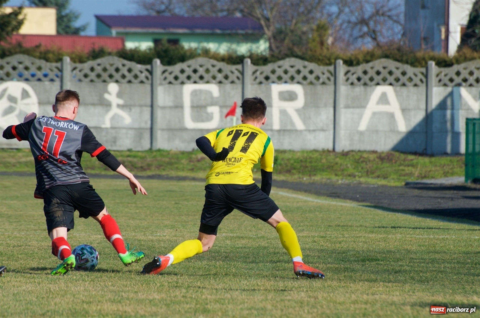 Zdjęcie w galerii na portalu naszraciborz.pl: Sparing. LKS Tworków rozgromiony przez pierwszoligowca [FOTO] wiadomości z regionu