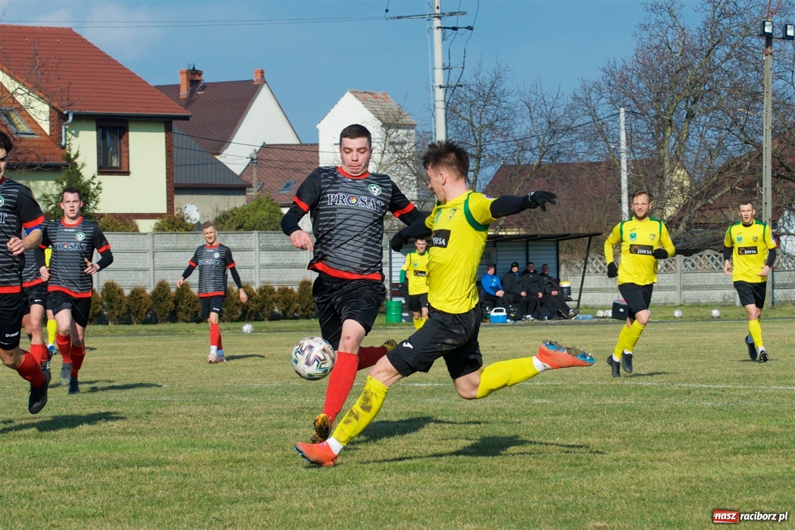 Zdjęcie w galerii na portalu naszraciborz.pl: Sparing. LKS Tworków rozgromiony przez pierwszoligowca [FOTO] wiadomości z regionu
