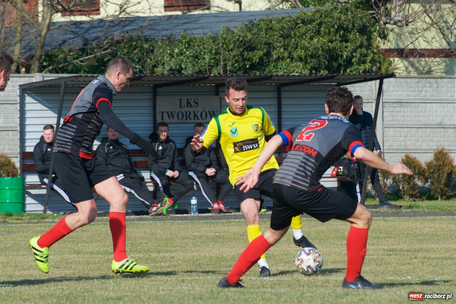 Zdjęcie w galerii na portalu naszraciborz.pl: Sparing. LKS Tworków rozgromiony przez pierwszoligowca [FOTO] wiadomości z regionu