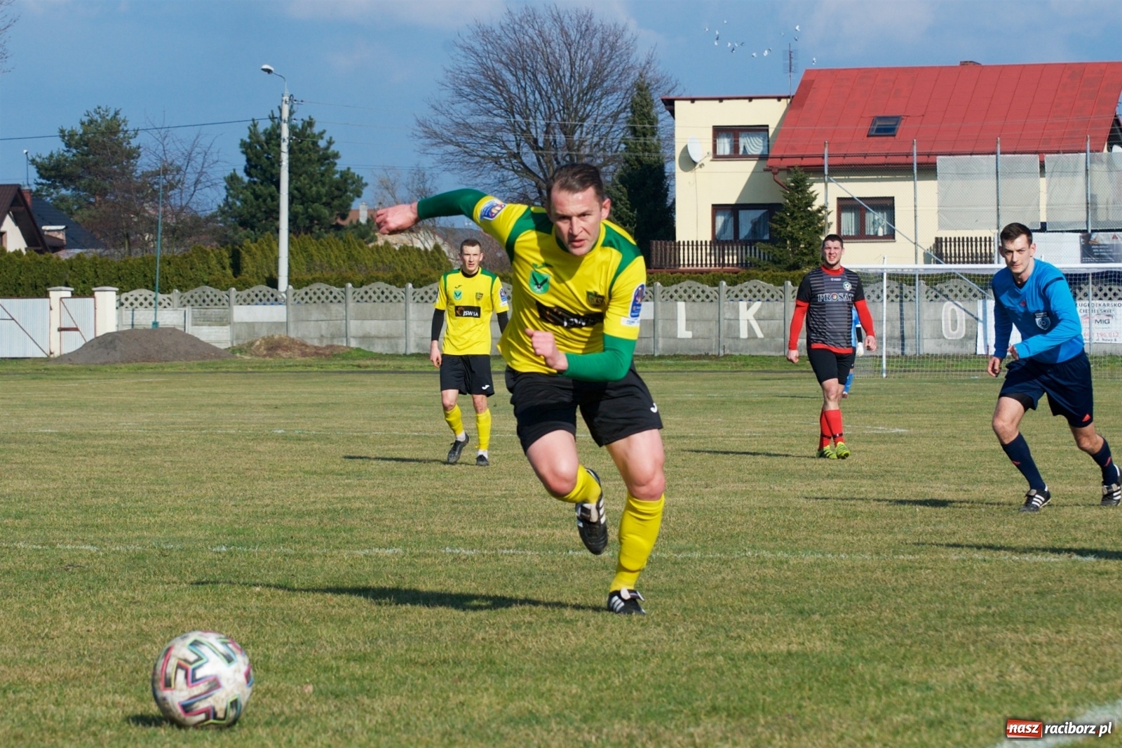 Zdjęcie w galerii na portalu naszraciborz.pl: Sparing. LKS Tworków rozgromiony przez pierwszoligowca [FOTO] wiadomości z regionu