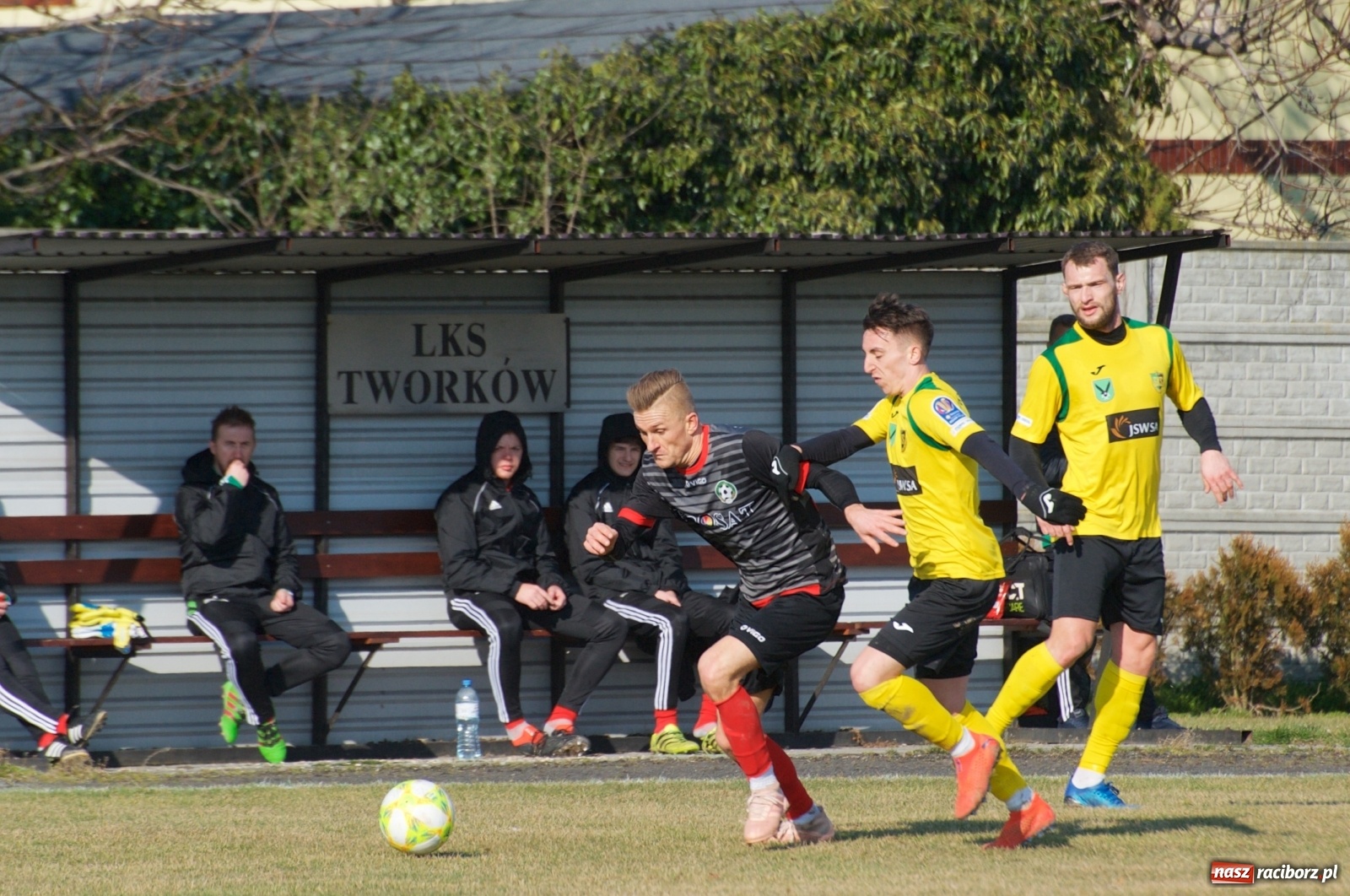 Zdjęcie w galerii na portalu naszraciborz.pl: Sparing. LKS Tworków rozgromiony przez pierwszoligowca [FOTO] wiadomości z regionu