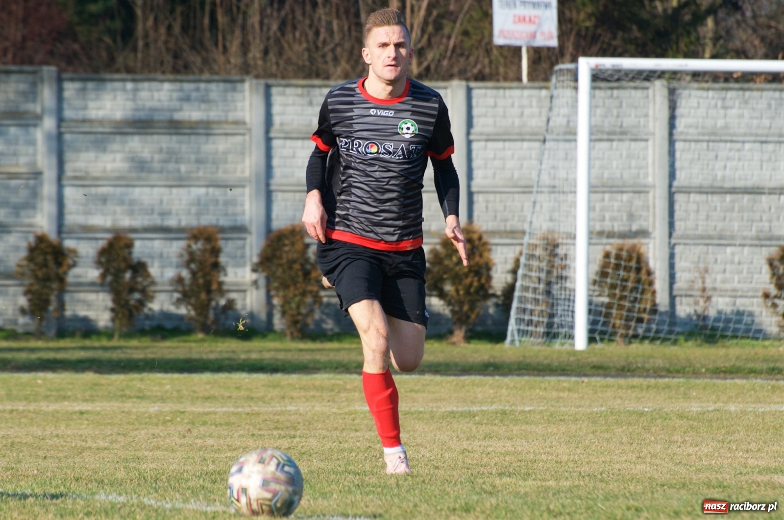 Zdjęcie w galerii na portalu naszraciborz.pl: Sparing. LKS Tworków rozgromiony przez pierwszoligowca [FOTO] wiadomości z regionu