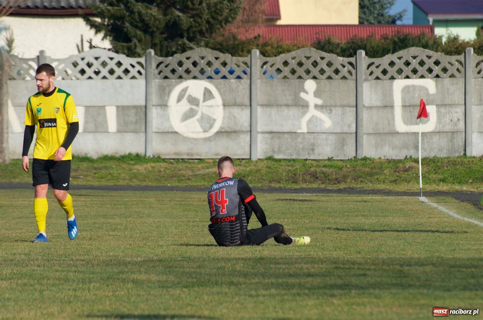 Zdjęcie w galerii na portalu naszraciborz.pl: Sparing. LKS Tworków rozgromiony przez pierwszoligowca [FOTO] wiadomości z regionu