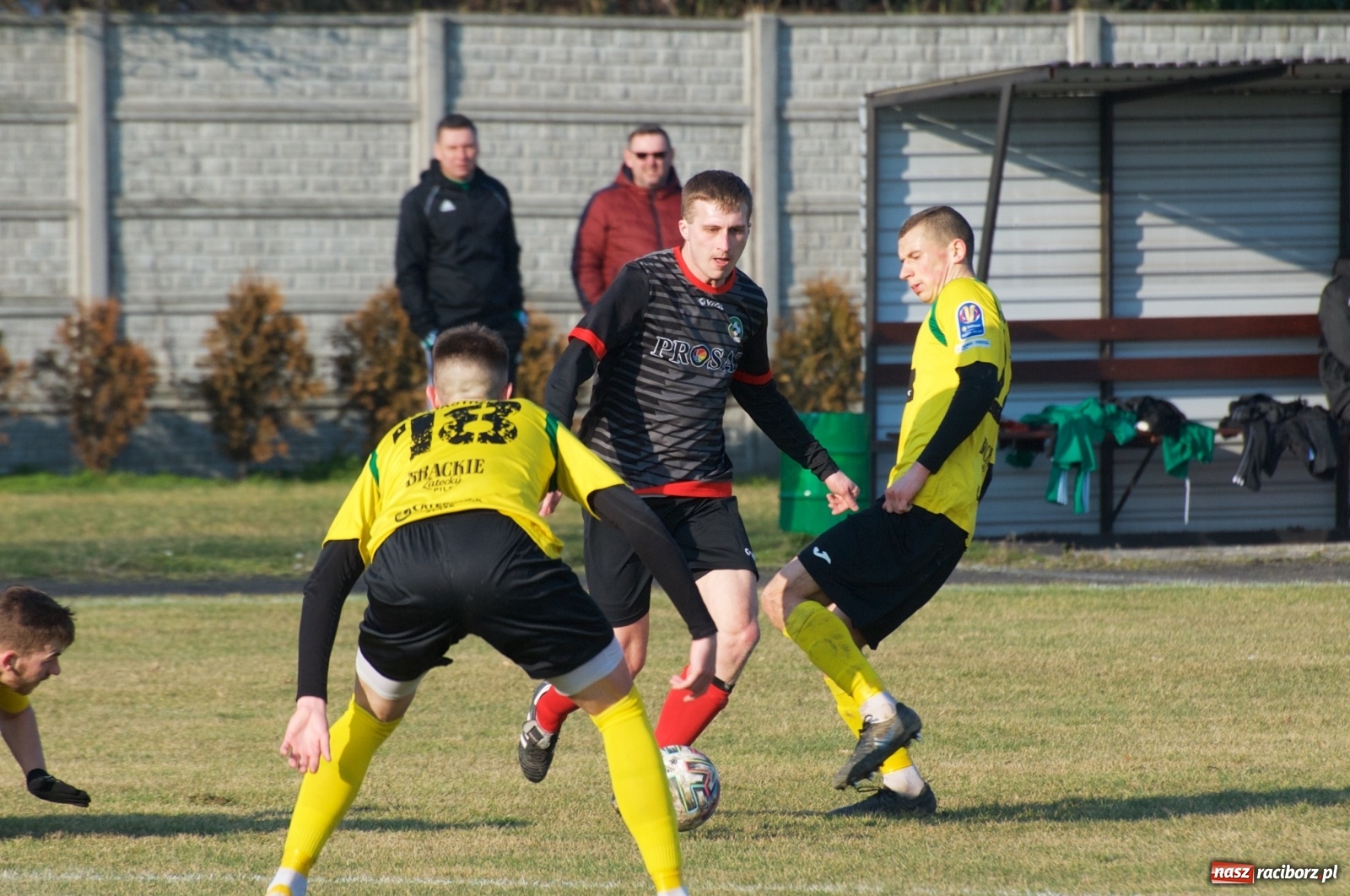 Zdjęcie w galerii na portalu naszraciborz.pl: Sparing. LKS Tworków rozgromiony przez pierwszoligowca [FOTO] wiadomości z regionu