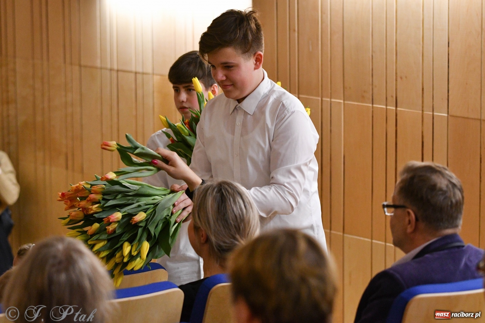 Zdjęcie w galerii na portalu naszraciborz.pl: Szkoła muzyczna uczciła Dzień Kobiet koncertem [FOTO] wiadomości z regionu