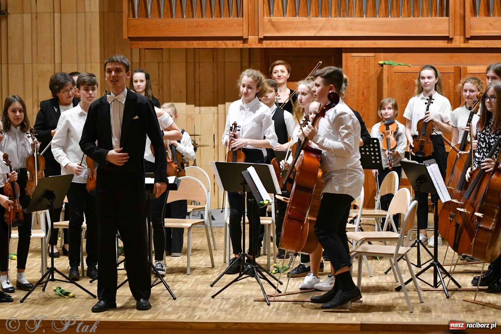 Zdjęcie w galerii na portalu naszraciborz.pl: Szkoła muzyczna uczciła Dzień Kobiet koncertem [FOTO] wiadomości z regionu