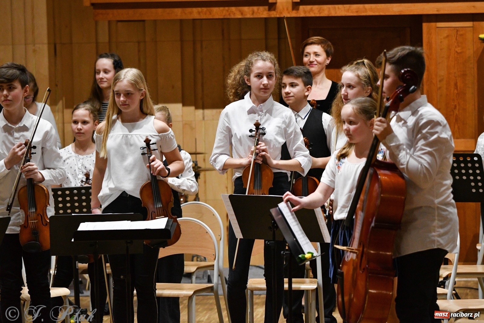 Zdjęcie w galerii na portalu naszraciborz.pl: Szkoła muzyczna uczciła Dzień Kobiet koncertem [FOTO] wiadomości z regionu