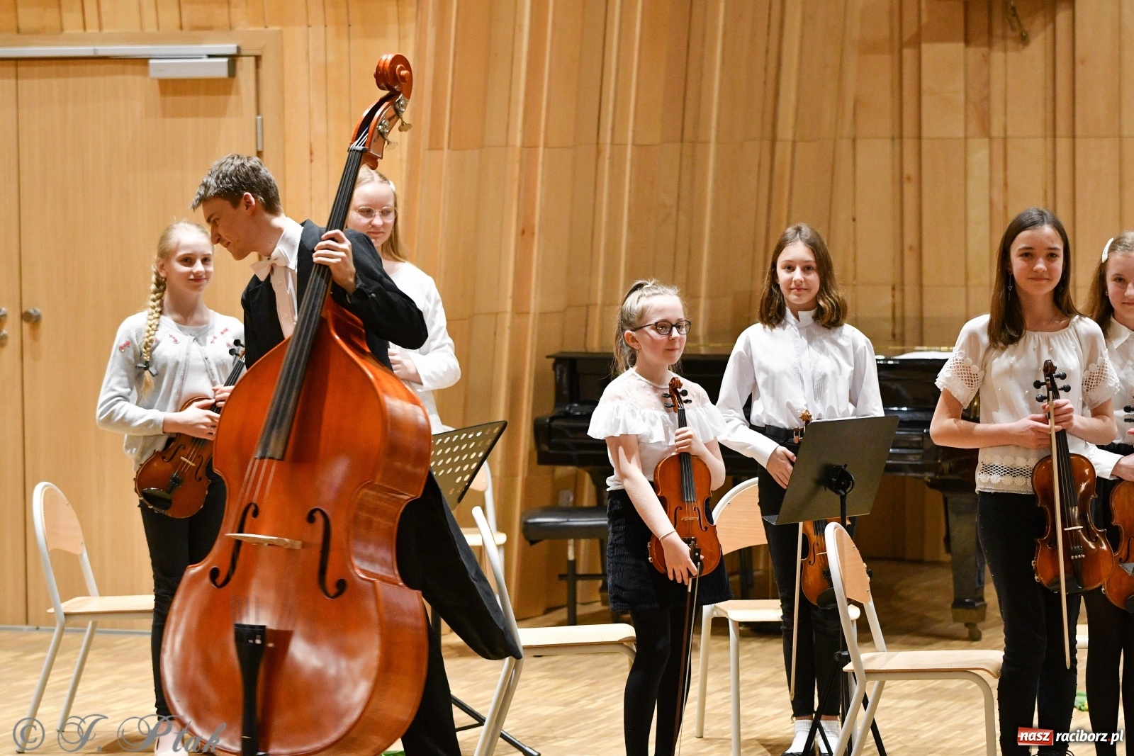Zdjęcie w galerii na portalu naszraciborz.pl: Szkoła muzyczna uczciła Dzień Kobiet koncertem [FOTO] wiadomości z regionu