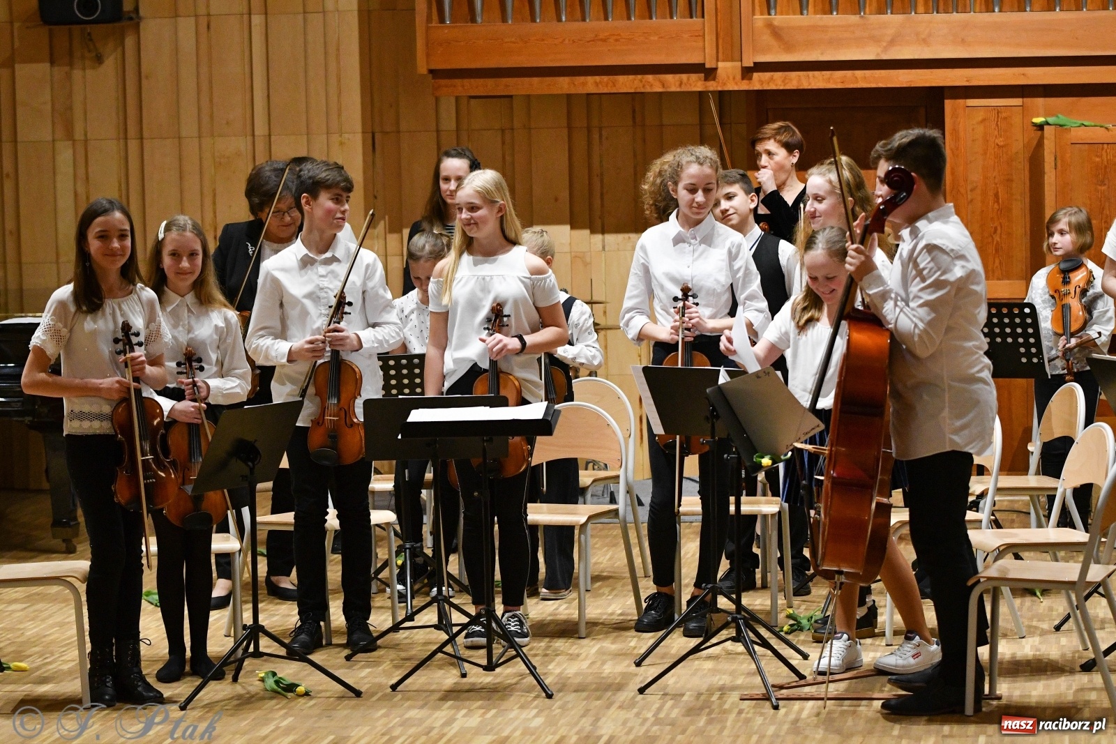 Zdjęcie w galerii na portalu naszraciborz.pl: Szkoła muzyczna uczciła Dzień Kobiet koncertem [FOTO] wiadomości z regionu